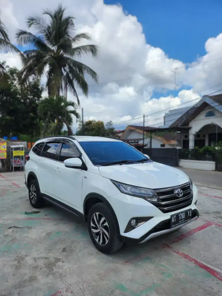 TOYOTA RUSH 1.5 G MATIC
TAHUN 2021
PEMAKAIAN 2022
 Harga 209jt nego