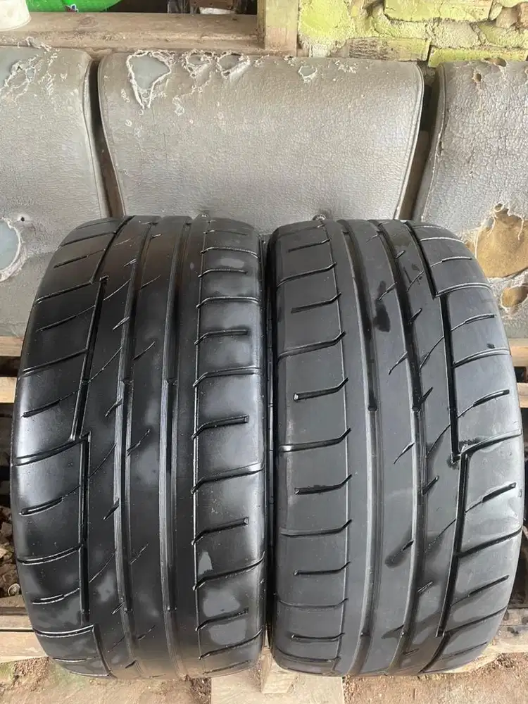 Champiro SX2 245/40 r18 nik 2025