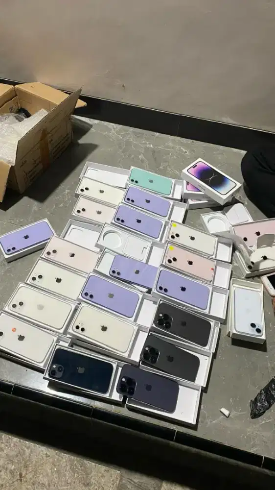 I-Phone dengan harga bersahabat!!