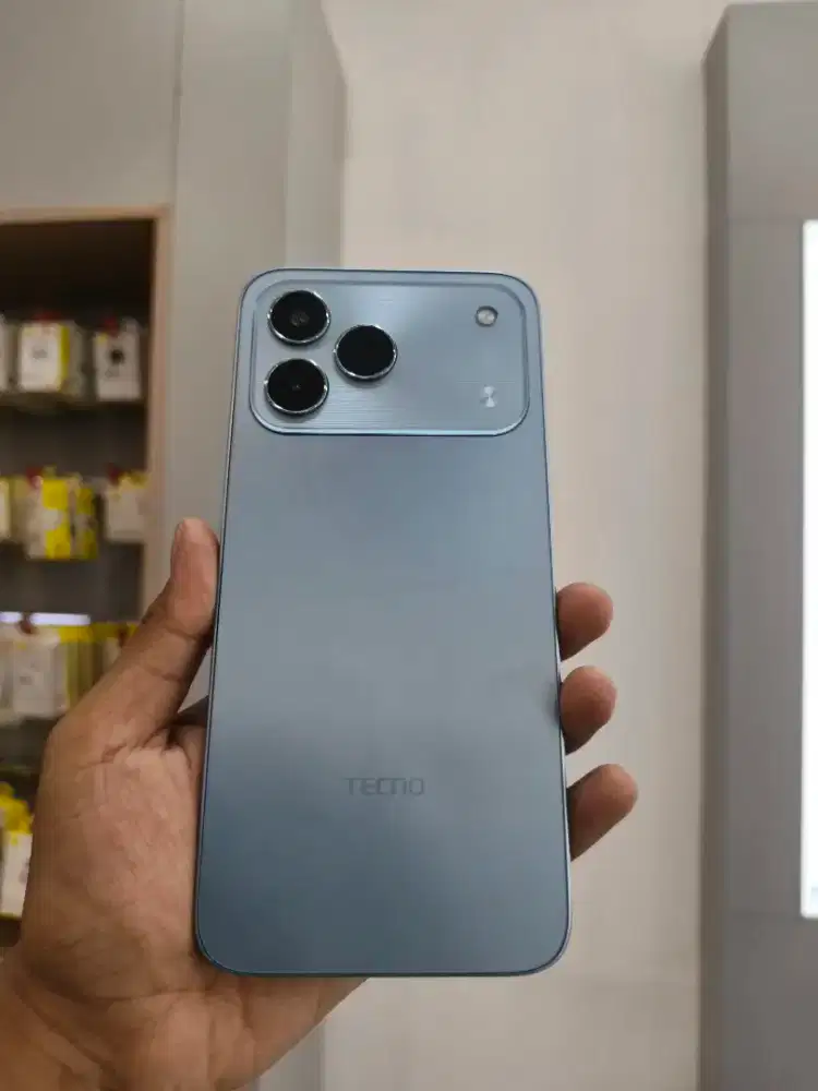 TECNO SPARK 50 4/128