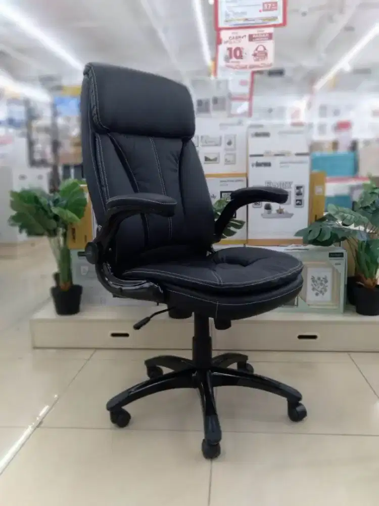 Kursi kantor cleo