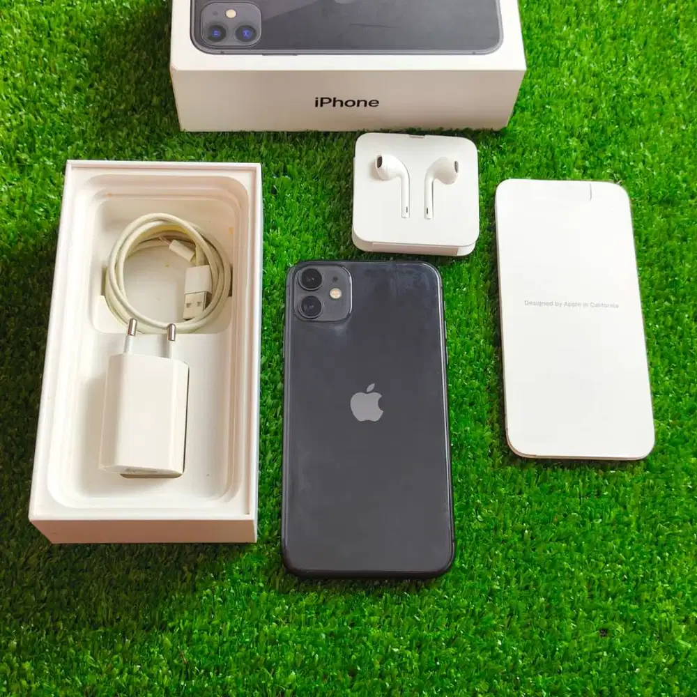 iPhone 11 128GB Black BH 73% pernah replace LCD fullset ori ex inter