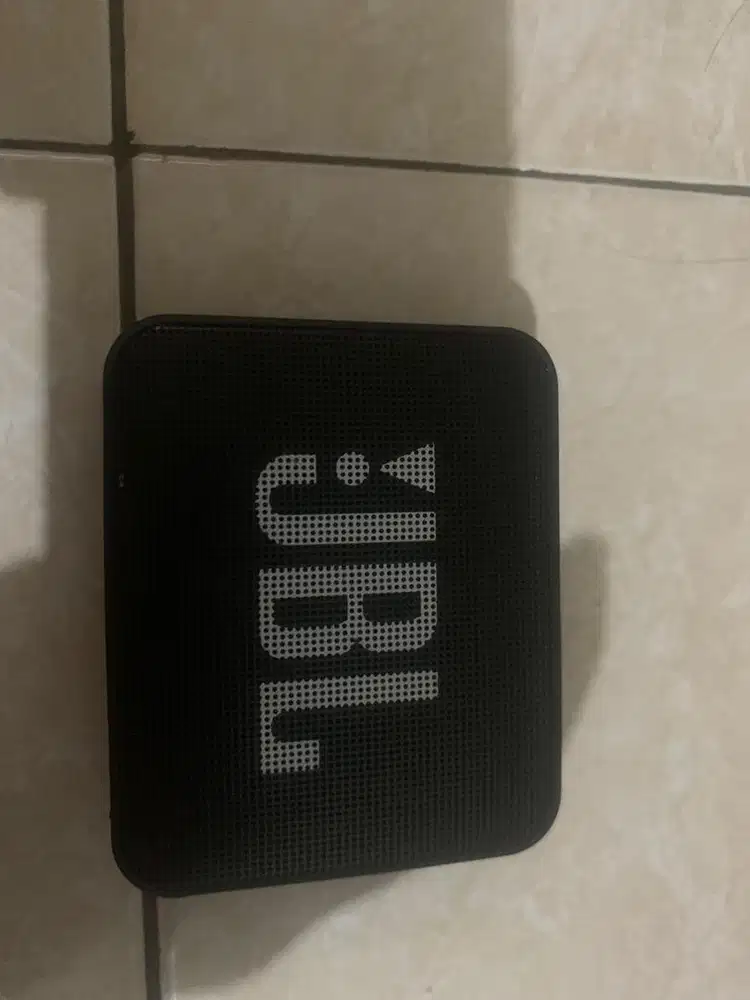 Speaker merek jbl go 2