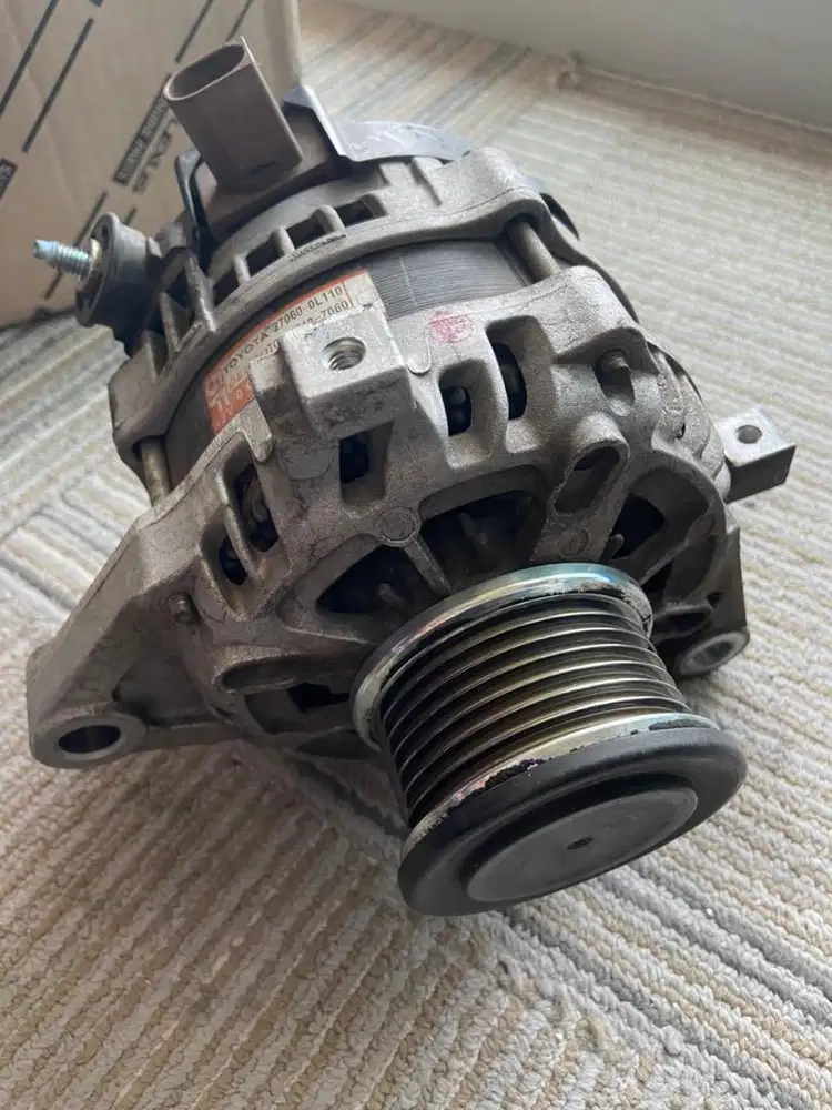 Altenator assy fortuner VRZ Original