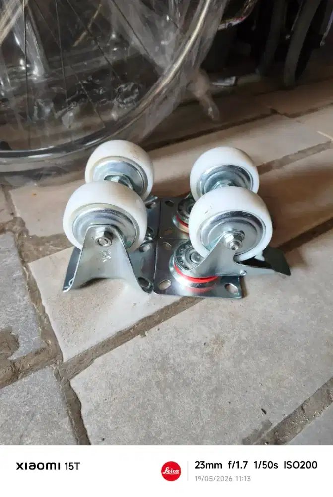 1 SET RODA HIDUP REM DAN MATI UKURAN 3 INCH NYLON