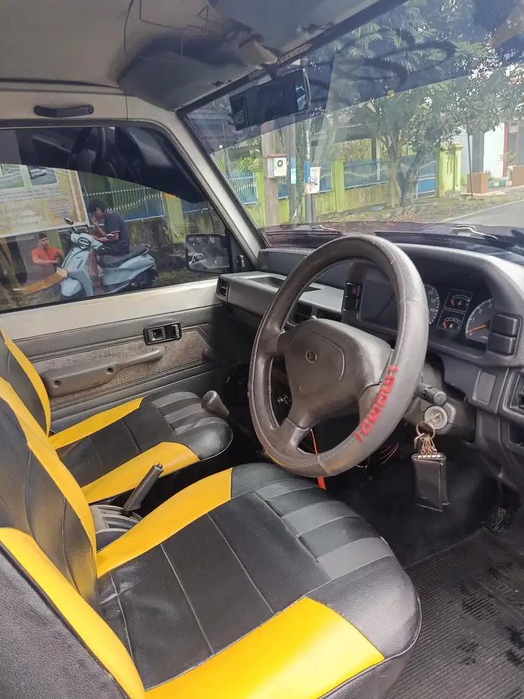 Daihatsu Feroza 1997 Bensin