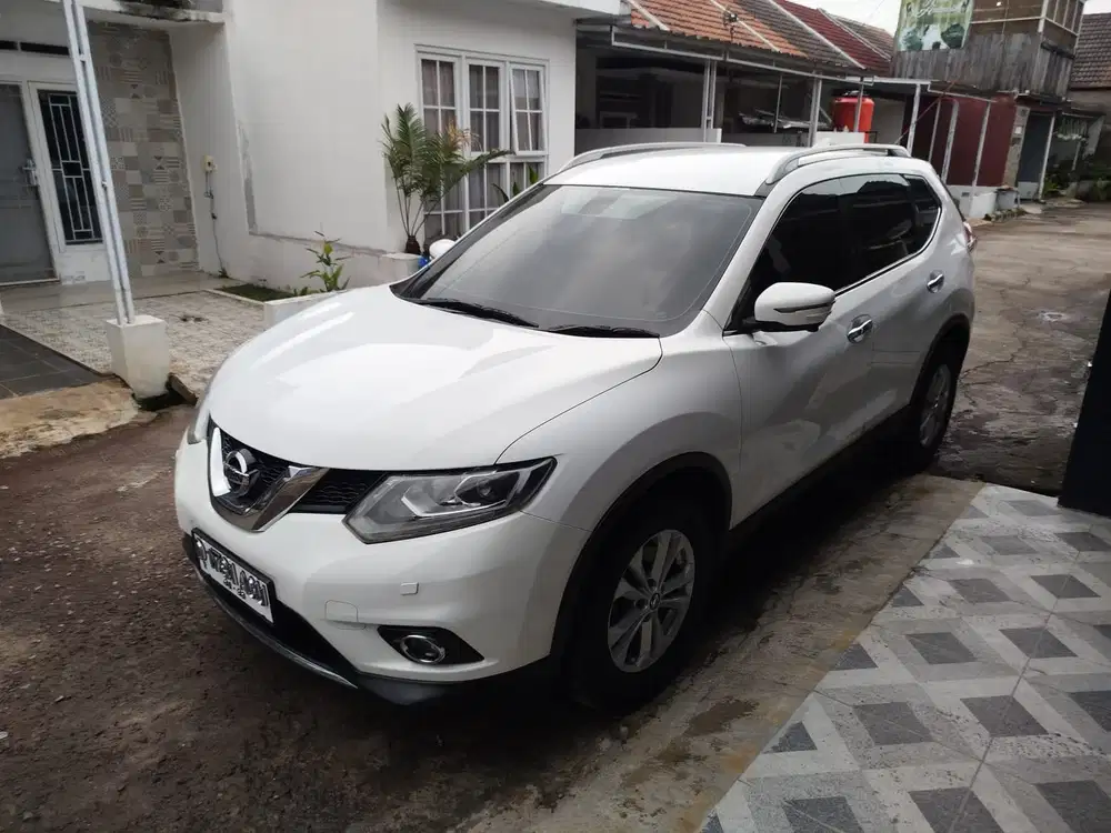 Nissan X-Trail 2015 Bensin
