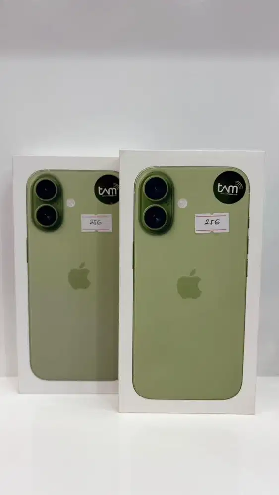 NEW iPhone 17 256GB Sage