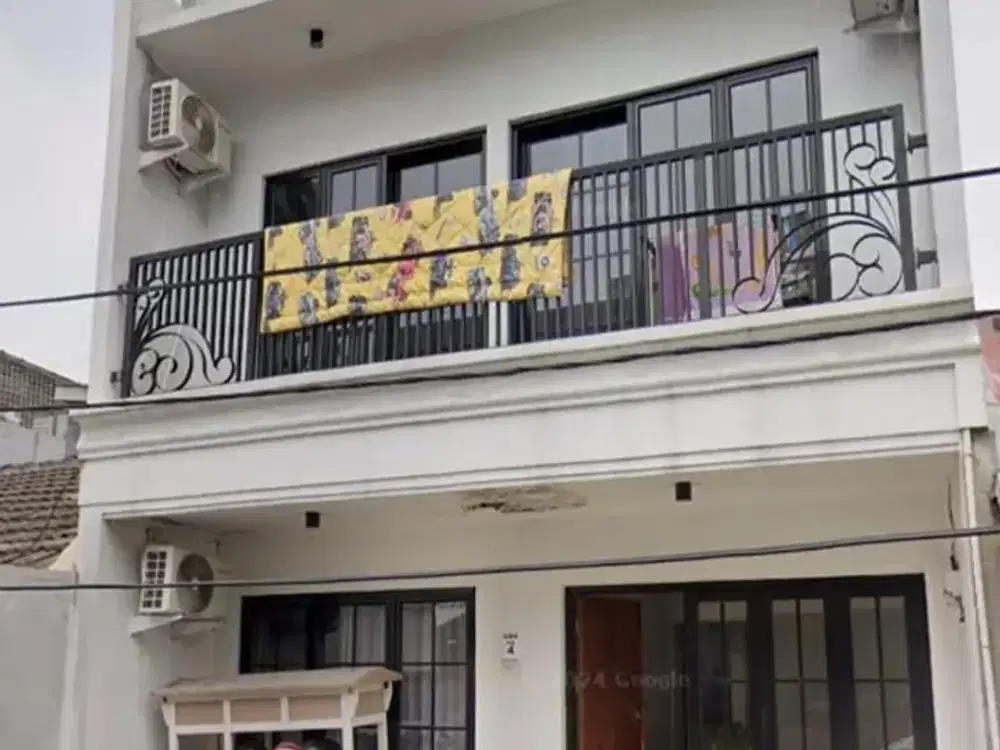 DIJUAL CEPAT! Rumah Cantik American Classic Graha Bintaro Tangerang Selatan – 3 Kamar, Rooftop, Lokasi Premium (im)