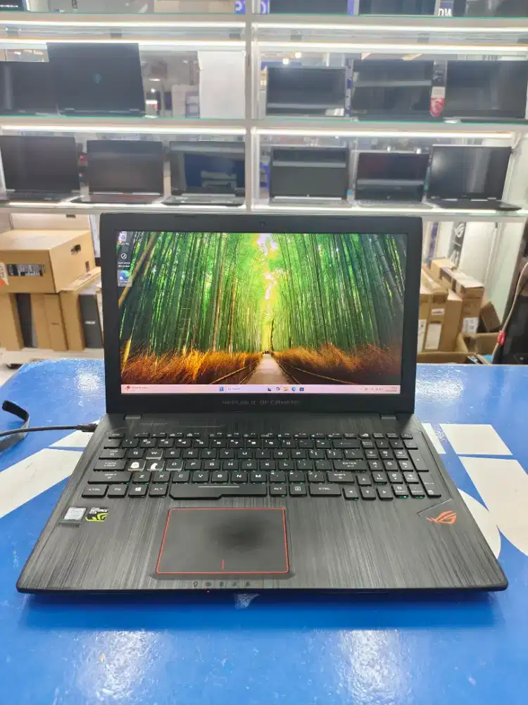 Rog gl553vd core i7 GTX 1050
