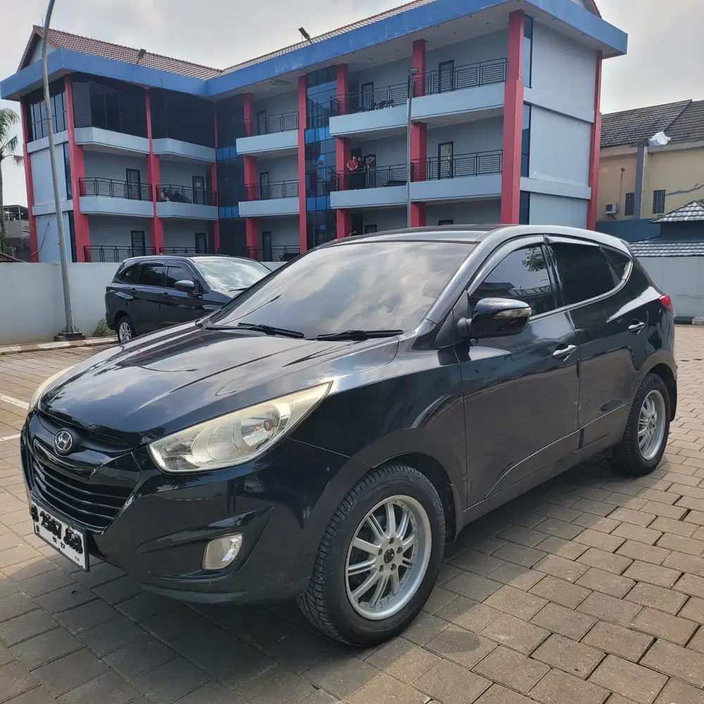 Hyundai Tuscon 2010 Bensin
