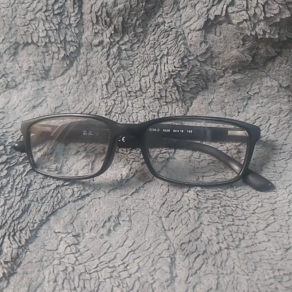 Rayban Kacamata Baca +2,75 gaganng kuat presisi,lensa bening bersih.