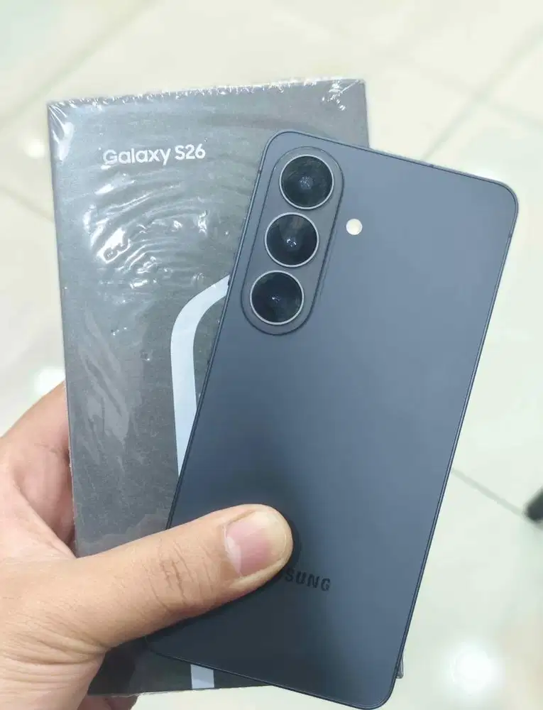 Samsung S26 basic 12/512 gb fullset mulus no minus