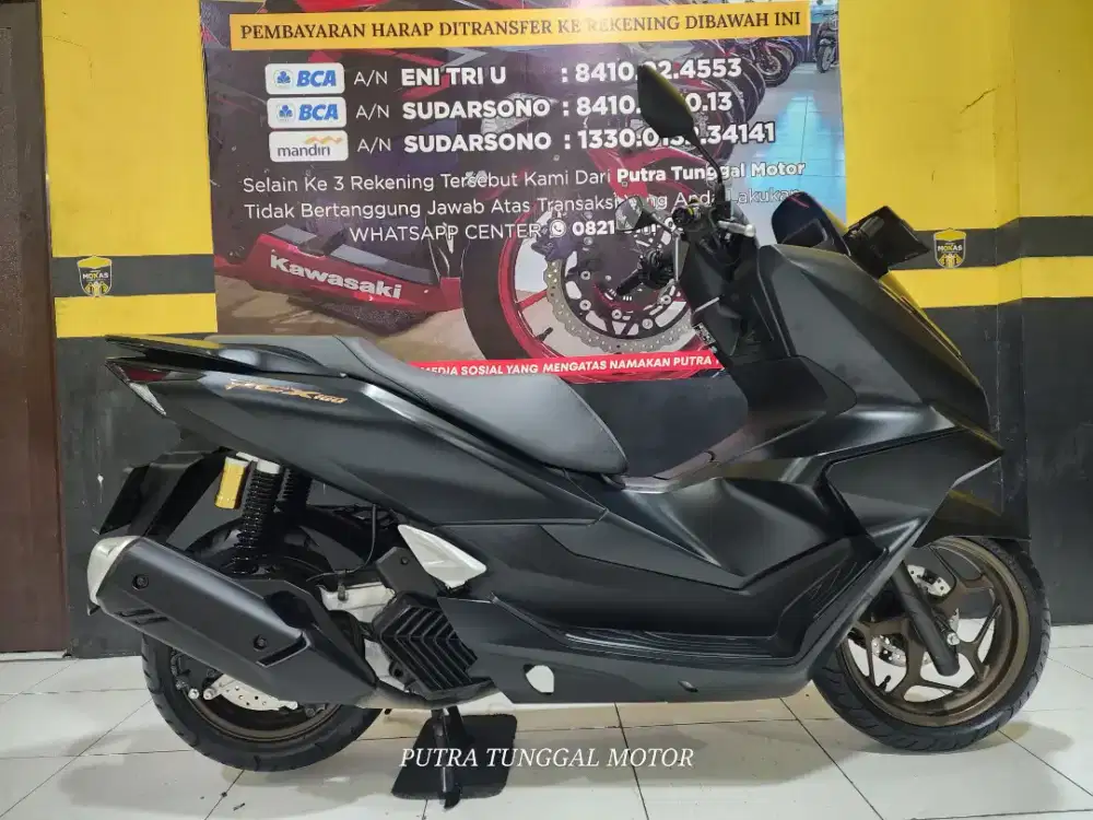 All new pcx 160abs 2025 Road sink