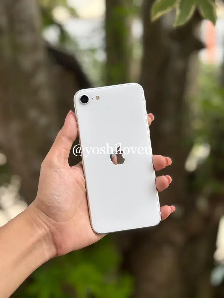IPHONE SE 2020 64 GB ALL OPERATOR BISA KREDIT