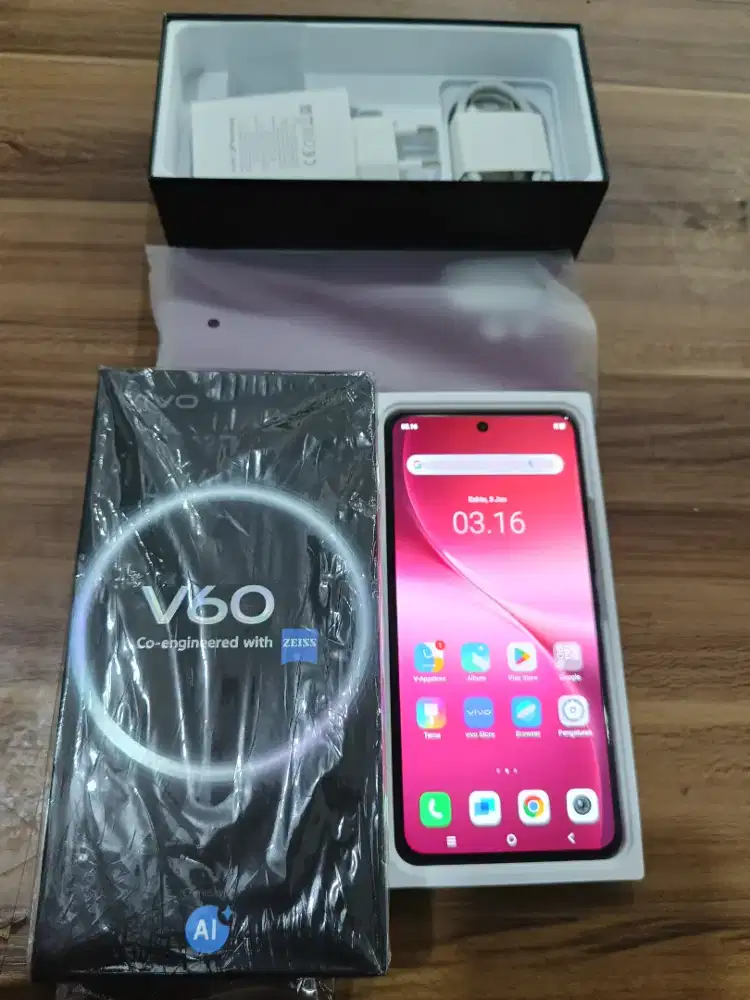 VIVO V60 8/256 SECOND