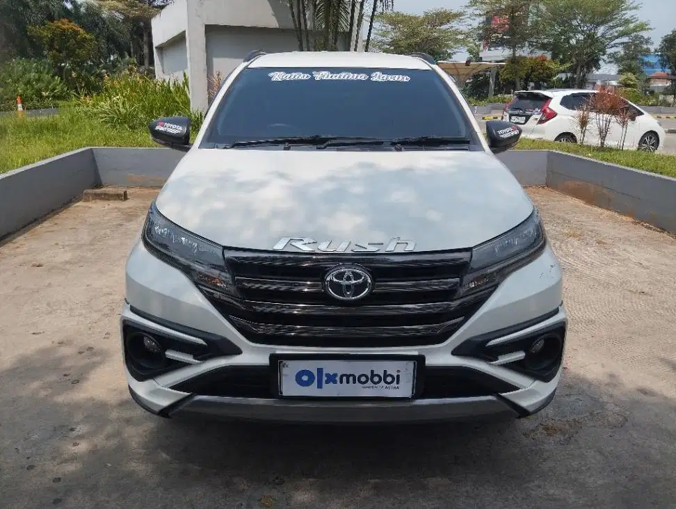 LOW DP Toyota Rush 1.5 GR Sport Bensin-AT 2023 4KG