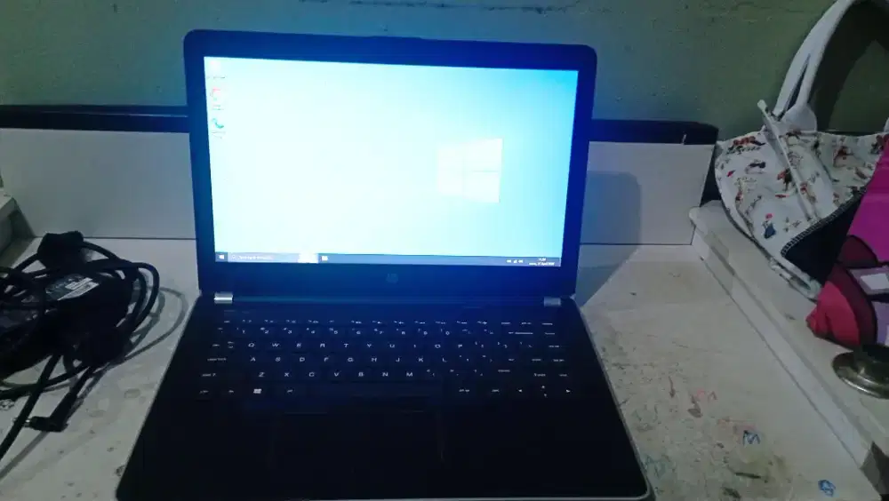 LAPTOP HP CORE i3 gen 6  RAM 8 GB SSD 128 GB MULUS NOMINUS