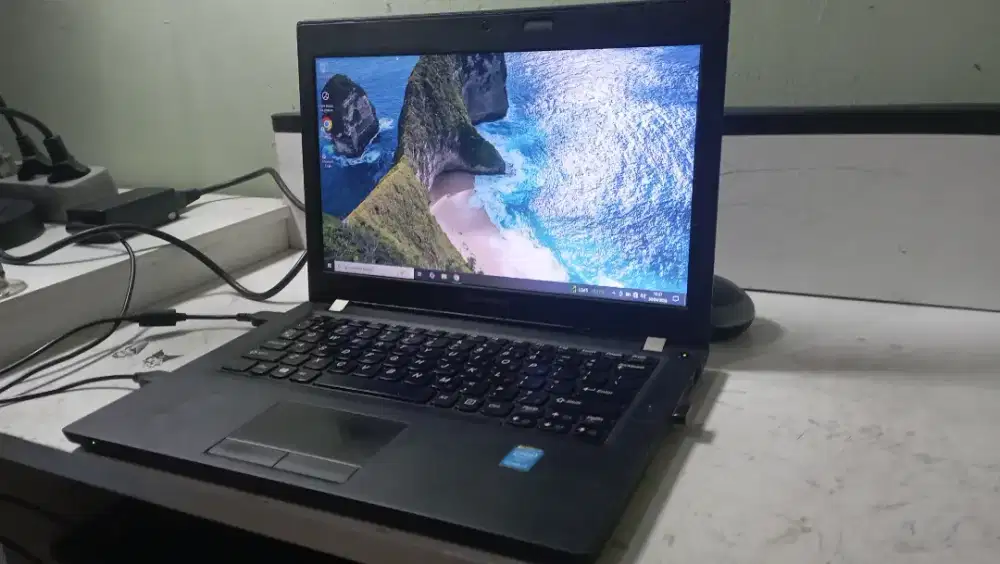 LAPTOP LENOVO CORE i3 gen 4  RAM 8 GB SSD 128 GB MULUS NOMINUS