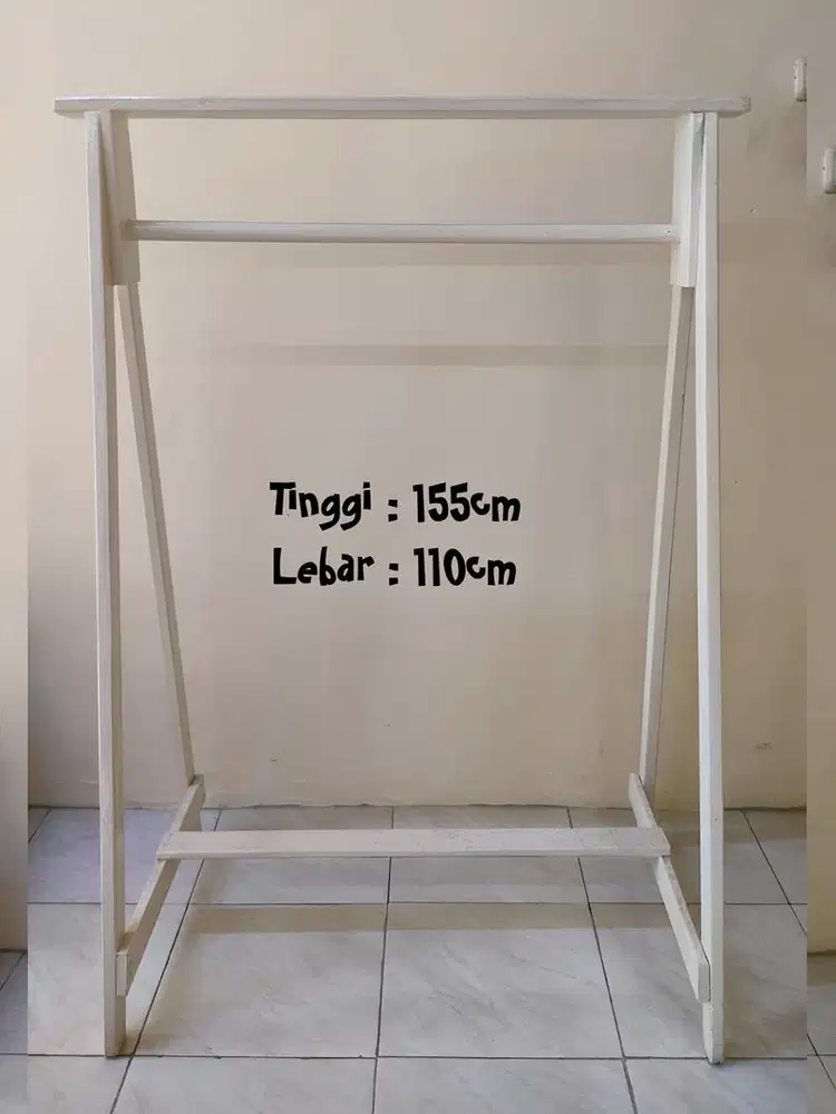 Gawangan baju untuk bazaar