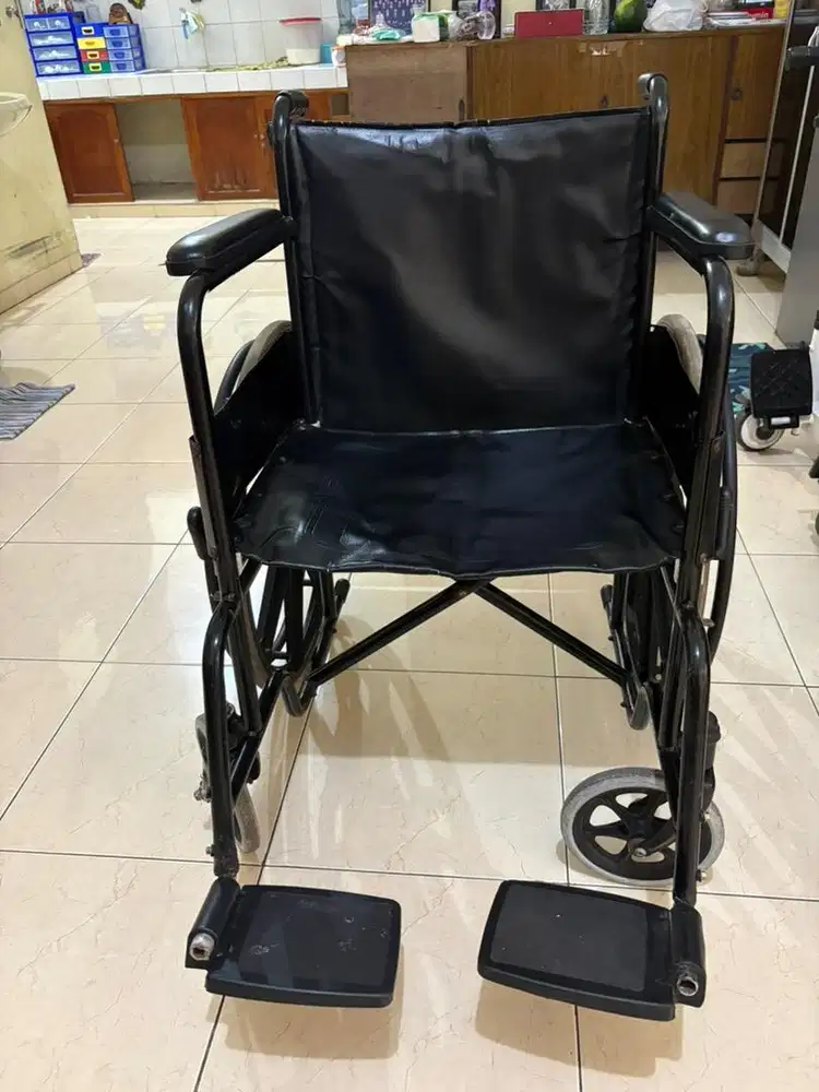 Jual Cepat Kursi Roda Siap Pakai