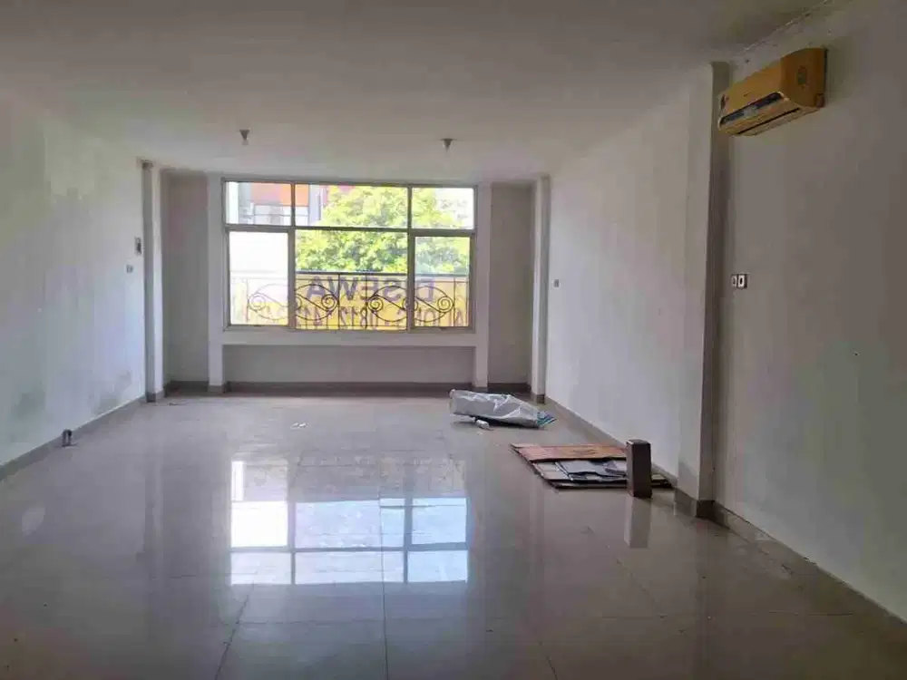 Disewakan Ruko Fatmawati Mas hadap Taman