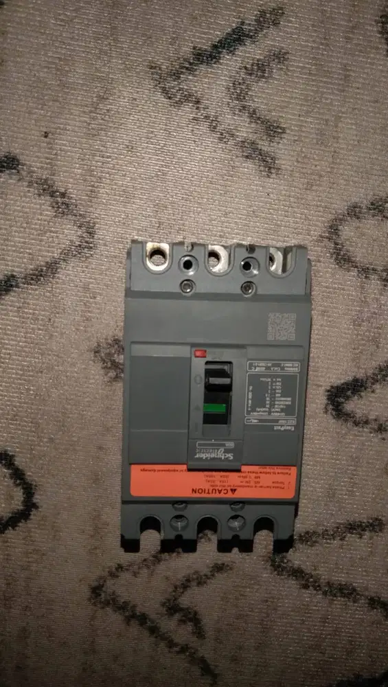 MCCB listrik 60 Ampere merk Schneider