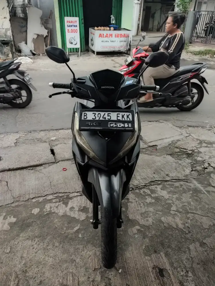 VARIO 150 OLD 2017 ISS