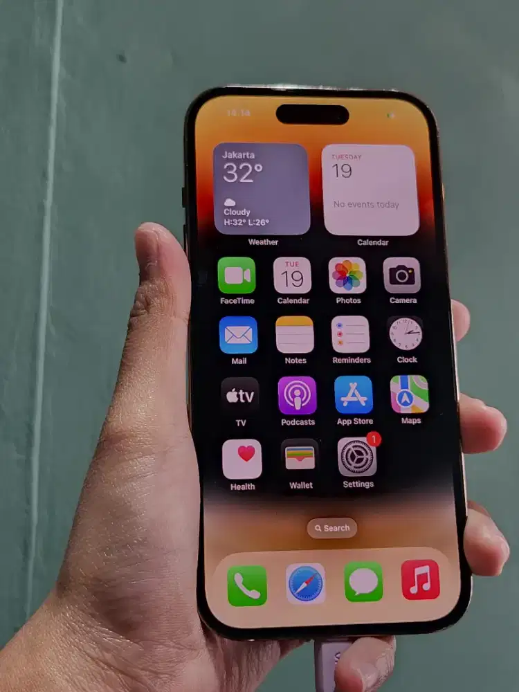 Selling iphone secondhand 14 pro 128gb. All operator