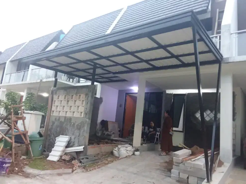Kanopi baja ringan
