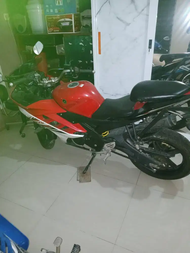 Yamaha R15 tahun 2015