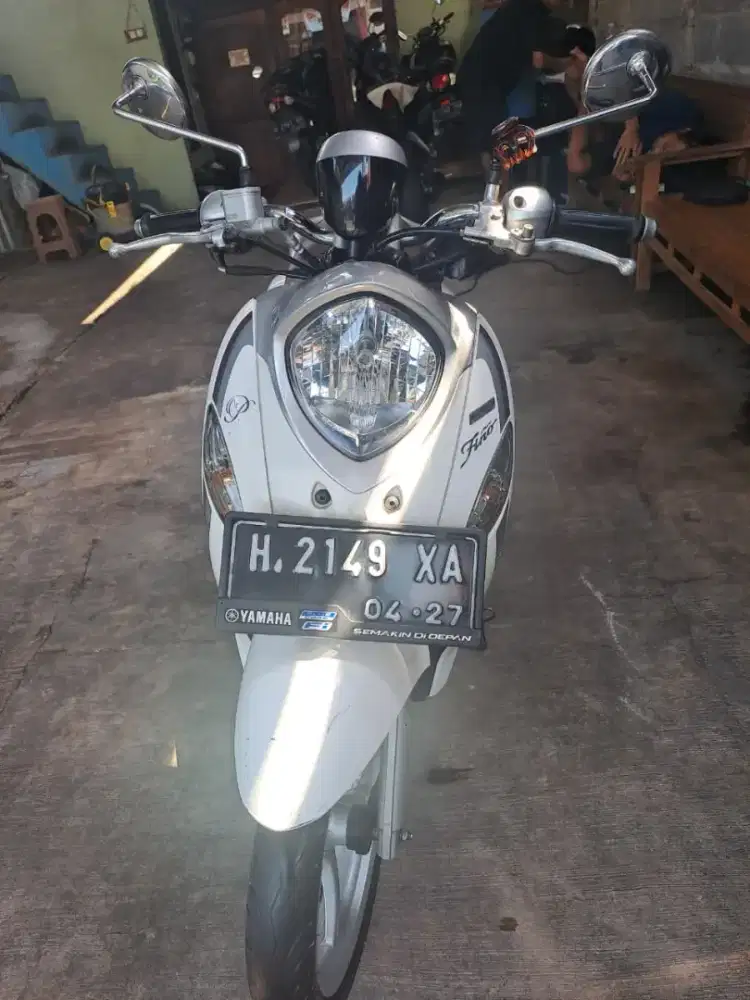 BU Yamaha Fino 2022 putih Tangan Pertama dari Baru