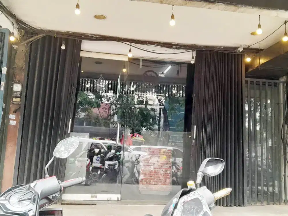 Ruko Boulevard Raya, Kelapa Gading, Jakarta