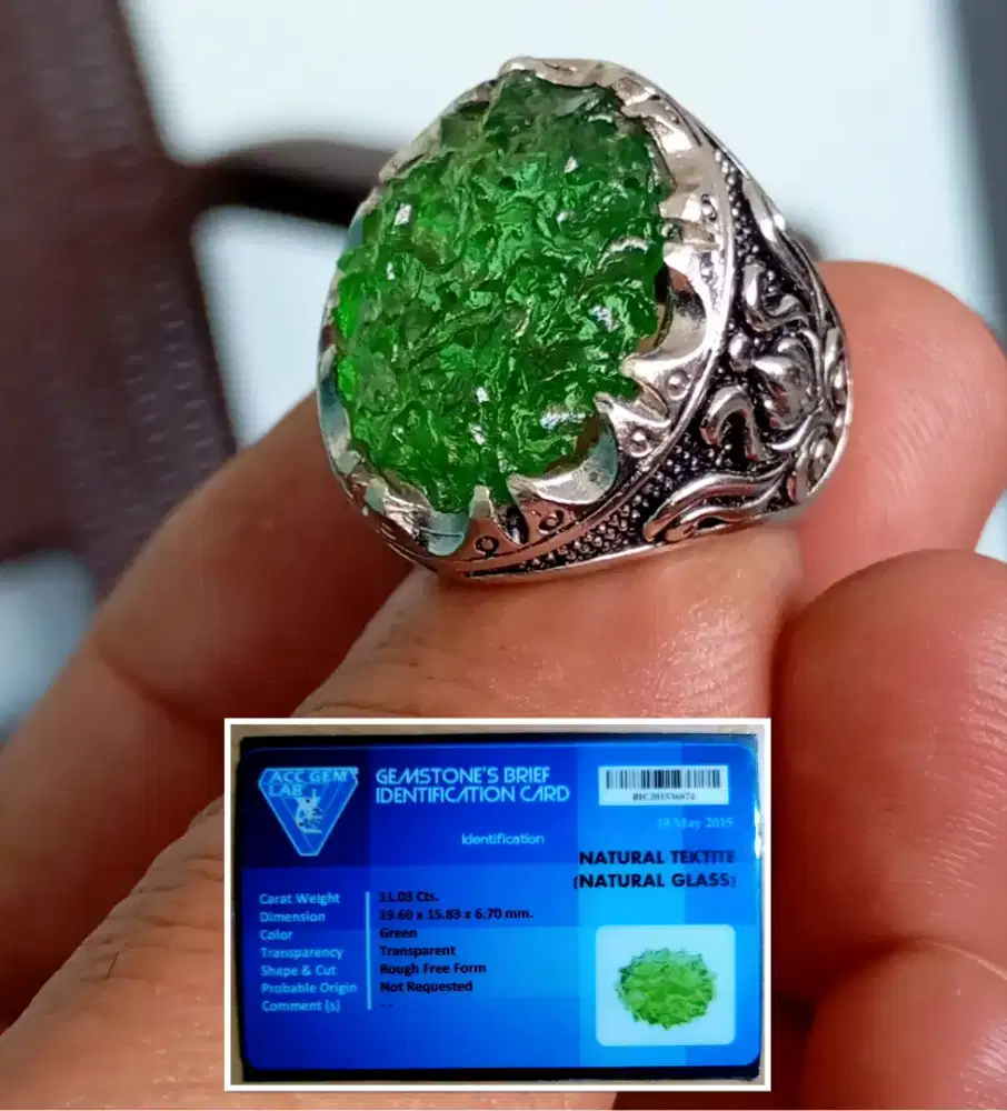 Natural Tektite green Meteor glass