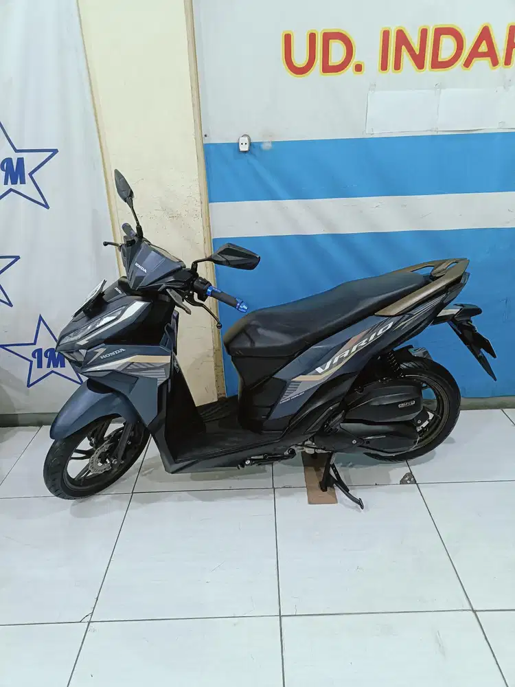 HONDA VARIO ESP CBS ISS EXCLSV FI ECO 125 2023 KM LOW BISA KREDIT