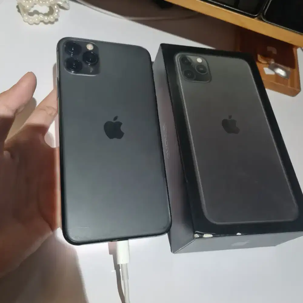 iPhone 11 512GB Fullset All Operator Bebas Reset Mulus Siap Pakai