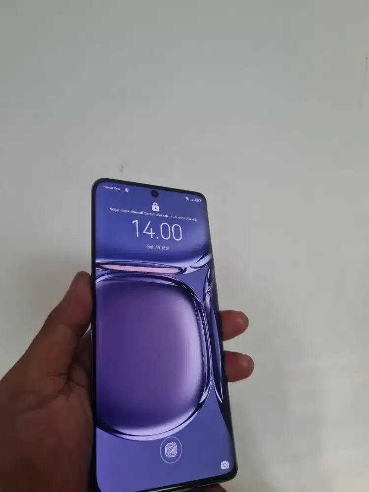 Huawei P50 pro (8/256)