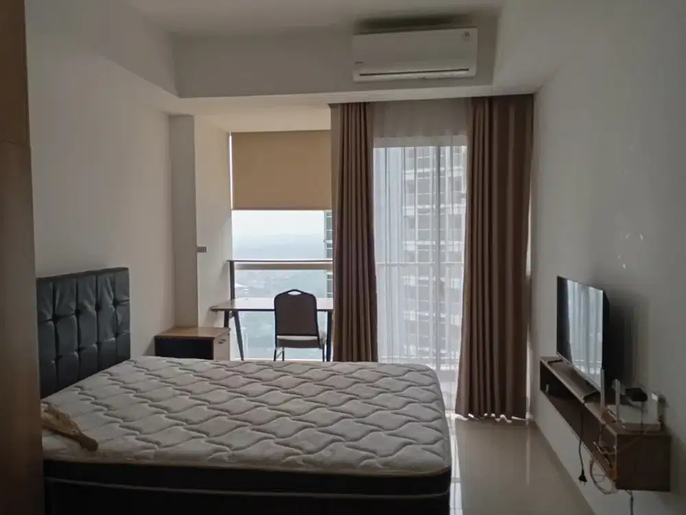 Disewakan Apartemen Pacific Garden Lantai 52