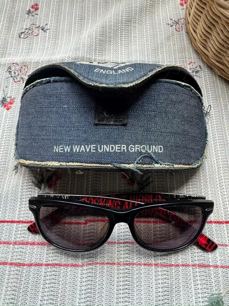 Sunglasses Lee Cooper