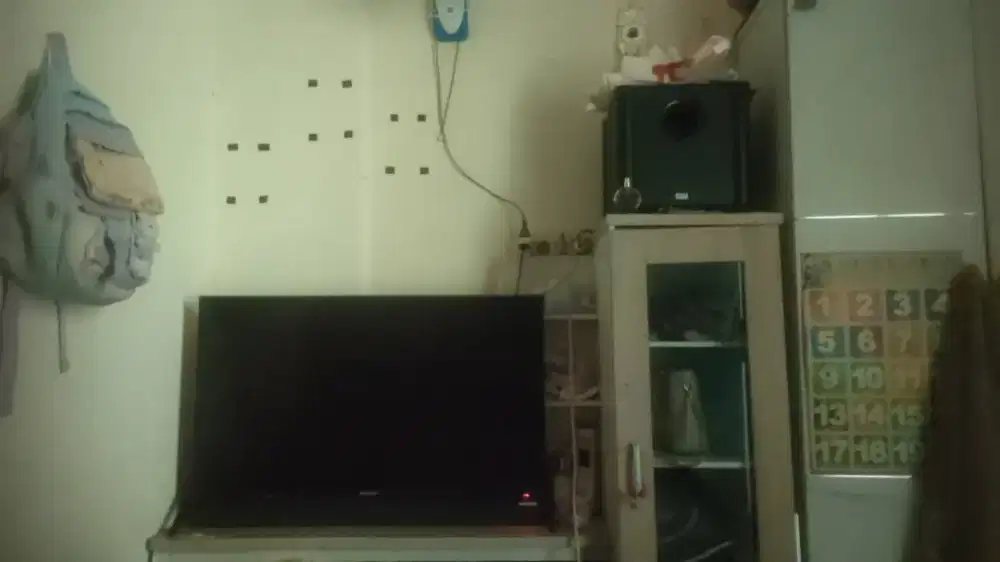 TV polytron 40 inc sound bar
