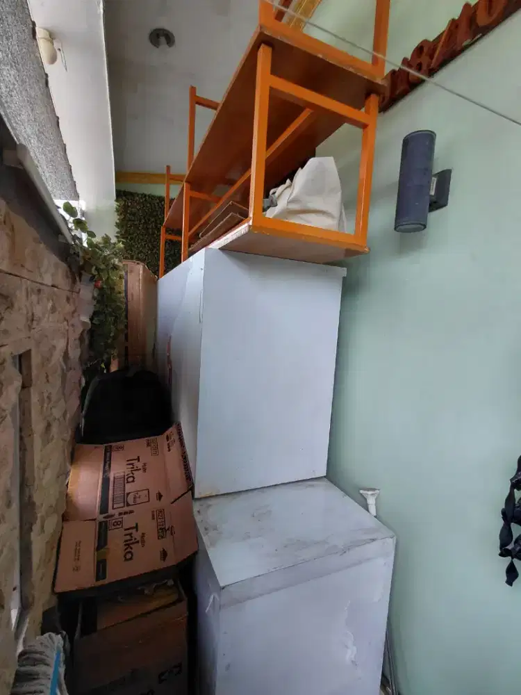 Meja dan Kursi Warteg