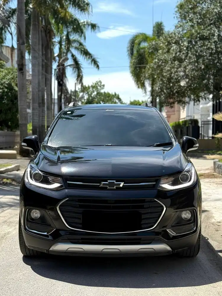 Chevrolet Trax 1.4 Premier A/T 2019 Hitam 2018 2020