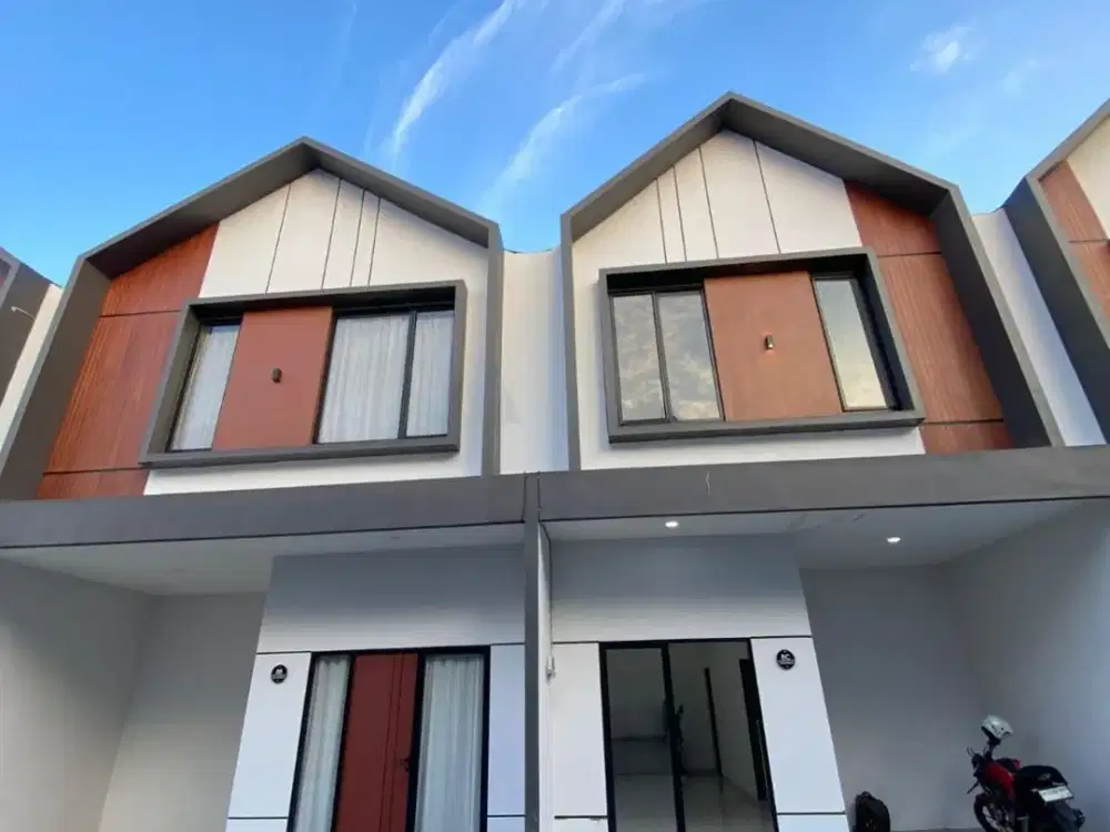 RUMAH MEWAH SIAP HUNI DI MEDAN MARENDAL