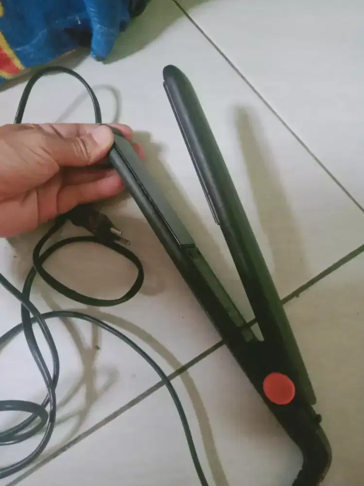 Catokan rambut Remington