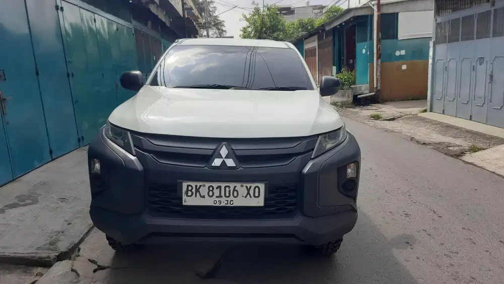 Mitsubishi Triton  SC 4x4 tahun 2021