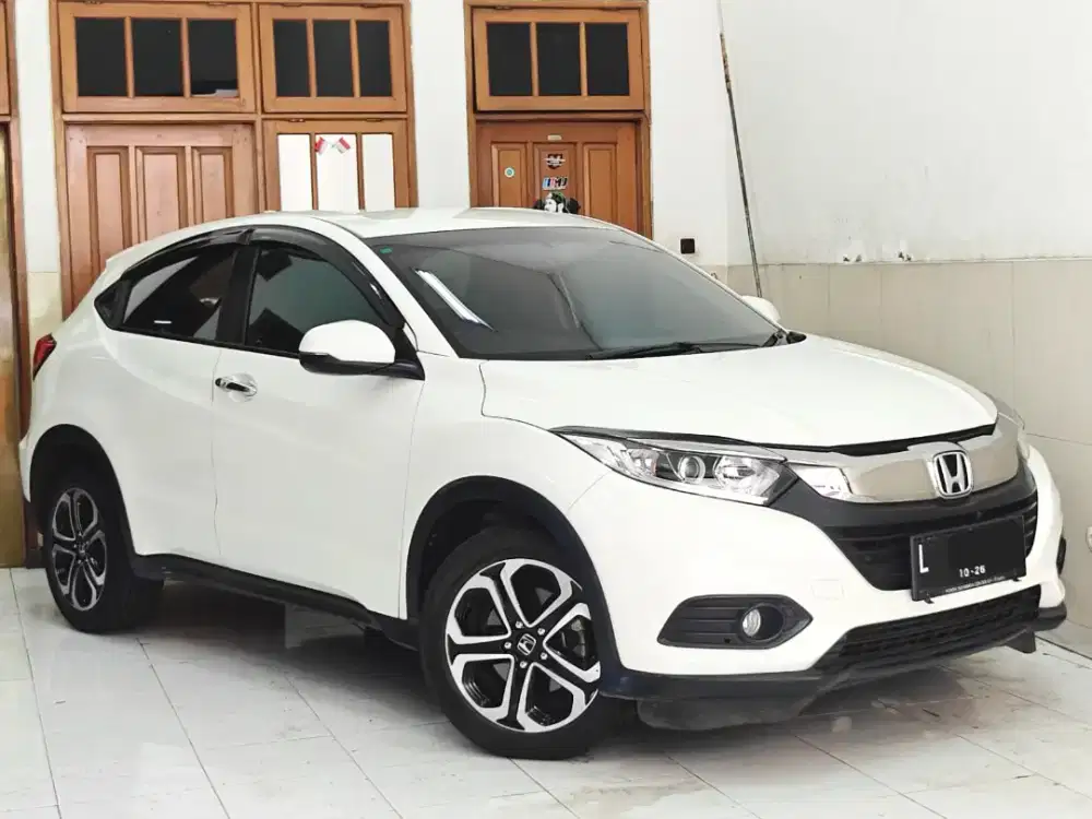 Dp30jt Honda HRV 2021 E 1.5 Automatic Putih AT Tg1 Orignal 2019 Credit