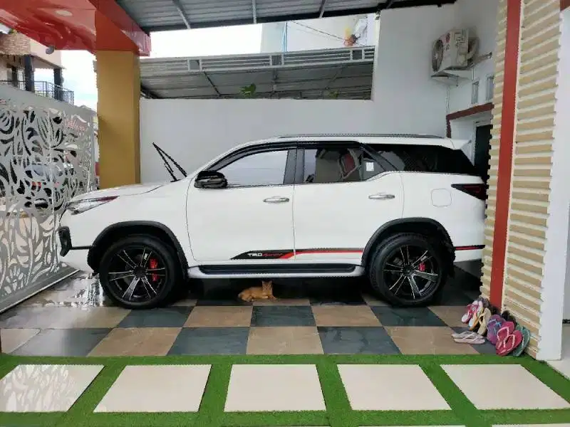 Toyota Fortuner Istimewa – KM 67 Ribu, Mulus & Terawat