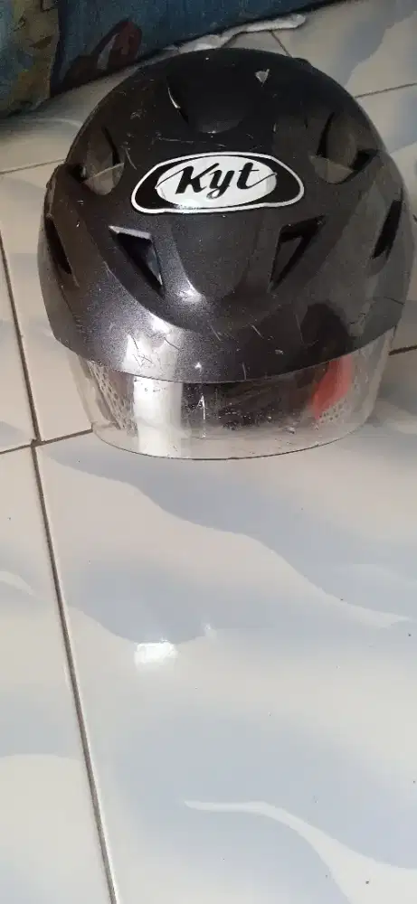 Jual Helm kyt 150