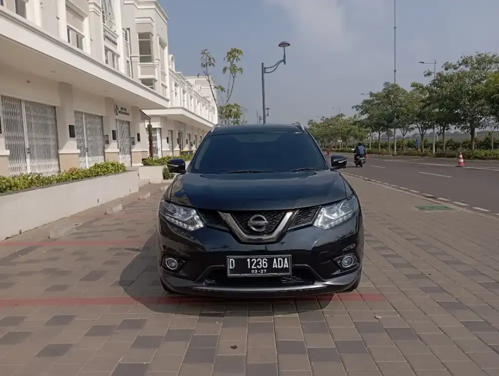 nissan xtrill 2.5t32 matic tahun 2015