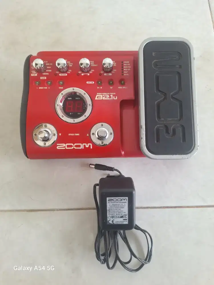 Efek bass zoom B2.1u